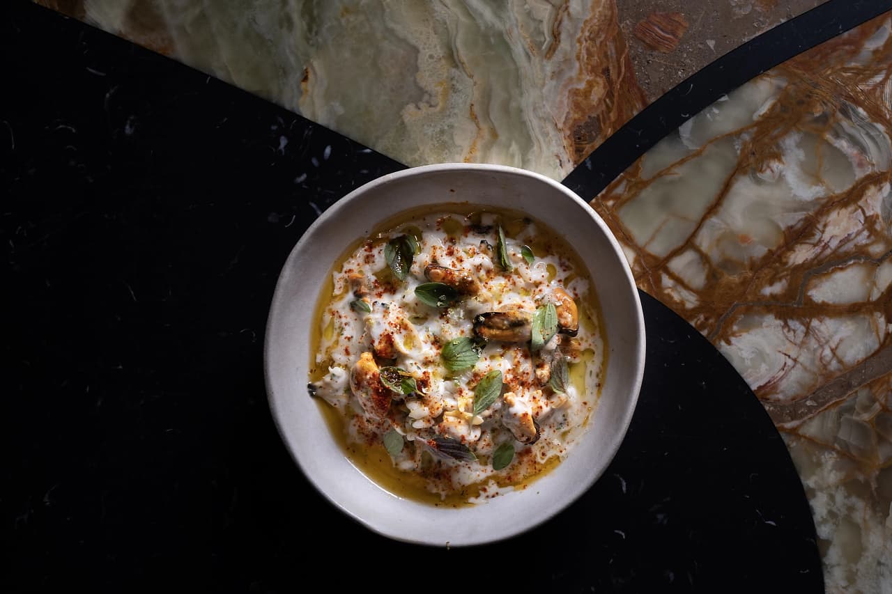 Composizione di mare in crema, piatto gourmet di Matteo Grandi